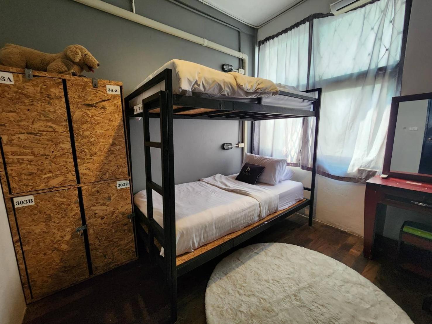 Bloomz Hostel Чиангмай Екстериор снимка